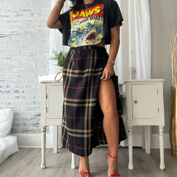 Requirements Plaid Skirt - Picture 1 of 11